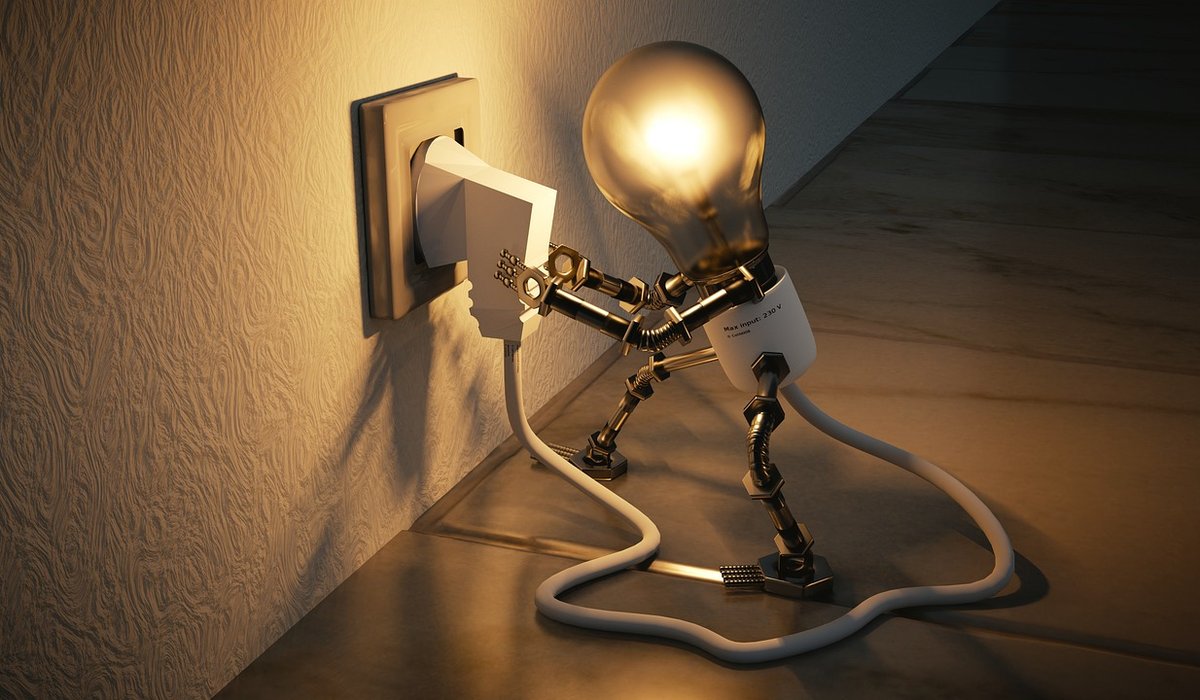 Using a smart meter to track home energy